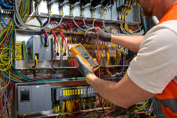 Best Emergency Electrical Repair  in Groveland, FL